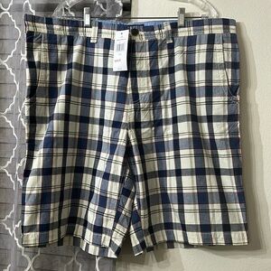 Tommy Hilfiger men’s plaid shorts size 42